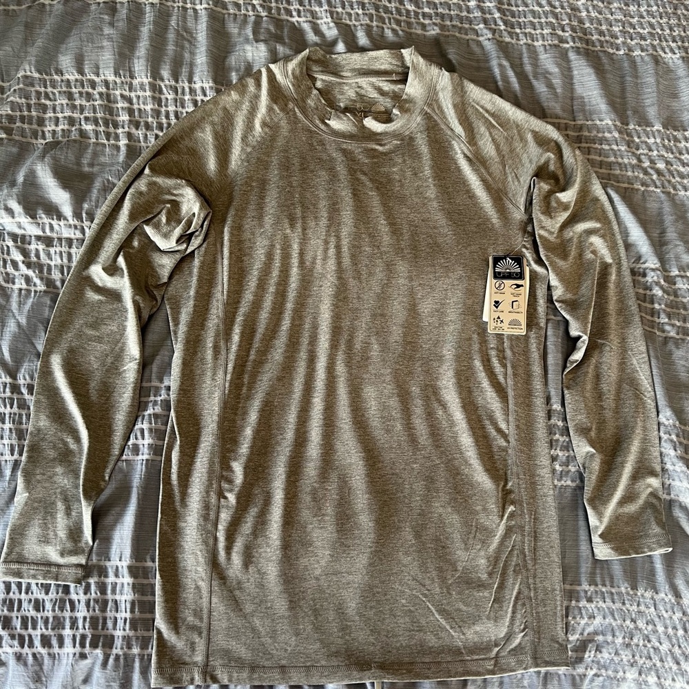 UPF 50 Grey Long Sleeve Dry Fit Performance Athletic Shirt Unisex Large NWT